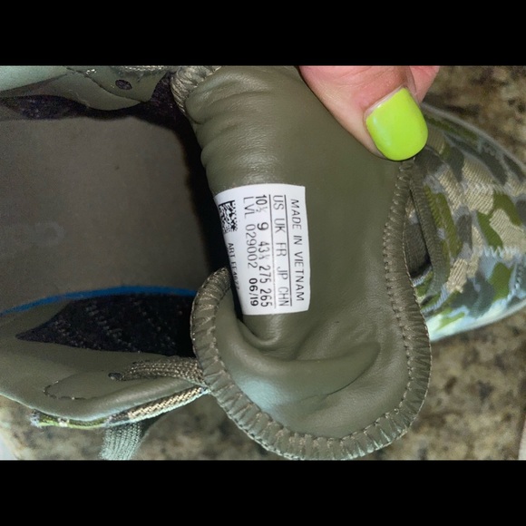 SAMBA ROSE CAMO ADIDAS SIZE 10.5 - Picture 4 of 6